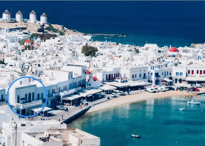 Mykonos Old Harbor Front Suite With Balcony